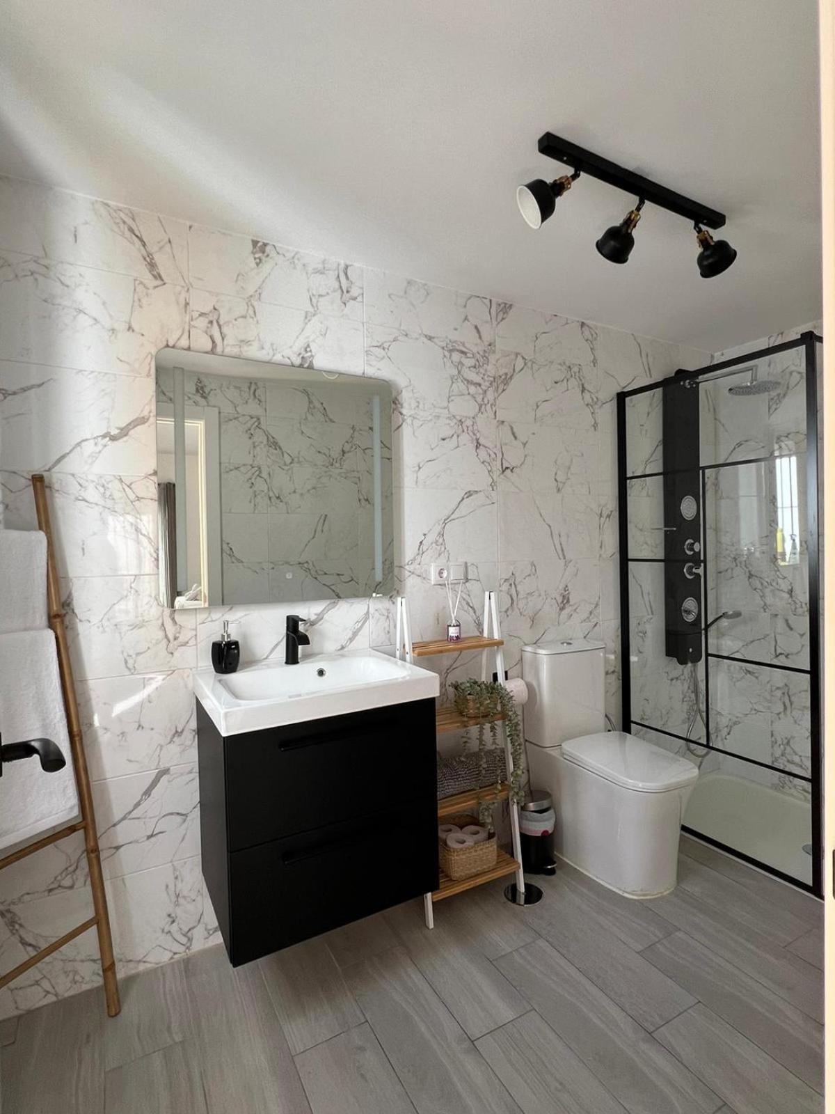 Apartamentos Turisticos A.Parra Jerez de la Frontera Exteriör bild