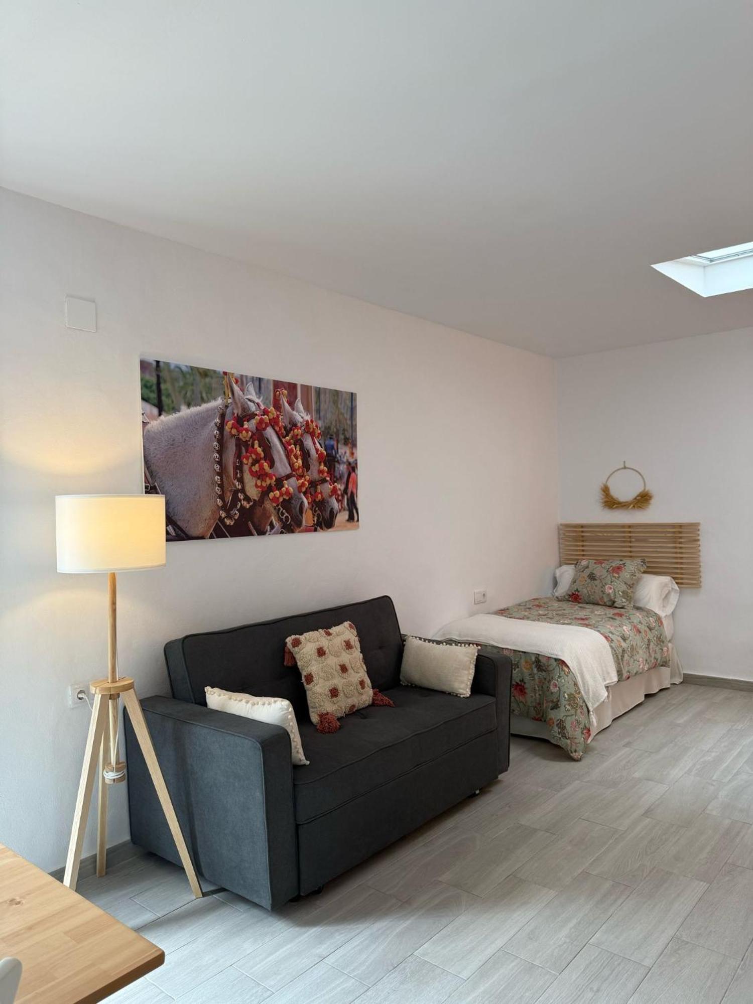 Apartamentos Turisticos A.Parra Jerez de la Frontera Exteriör bild