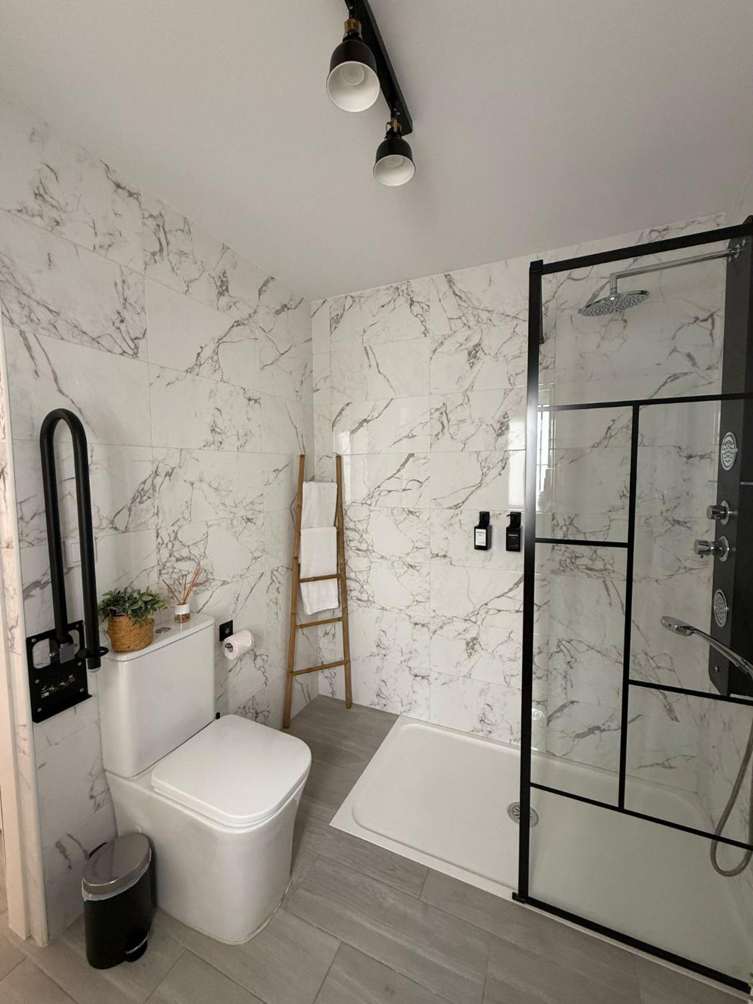 Apartamentos Turisticos A.Parra Jerez de la Frontera Exteriör bild